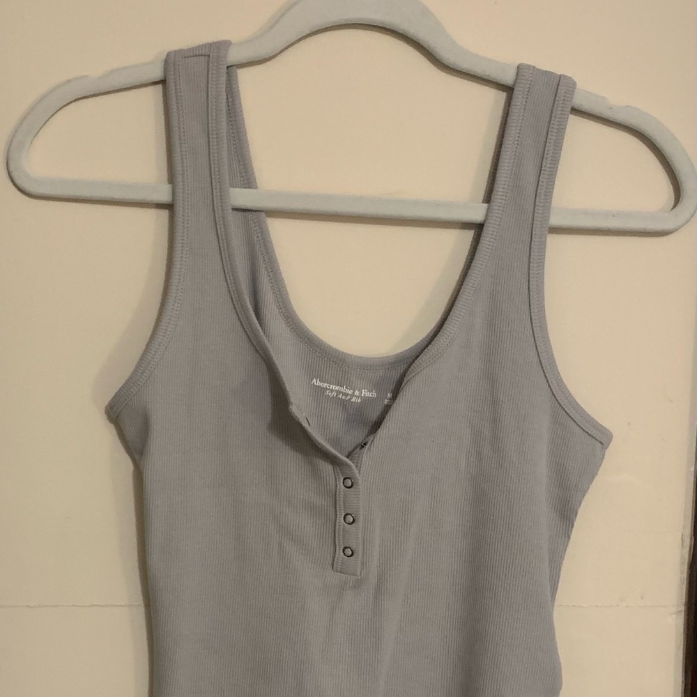 Grey Abercrombie & Fitch crop tank